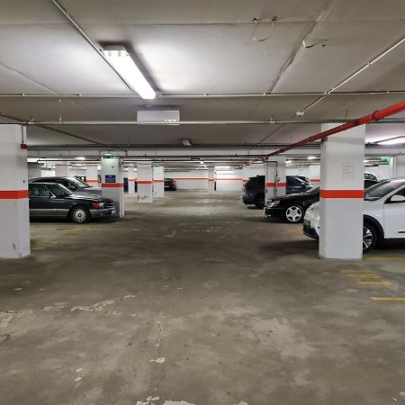 Economy Downtown Design Apartments - Free Parking - Balcony - Super Puplic Transport - Ac Budapest Ngoại thất bức ảnh