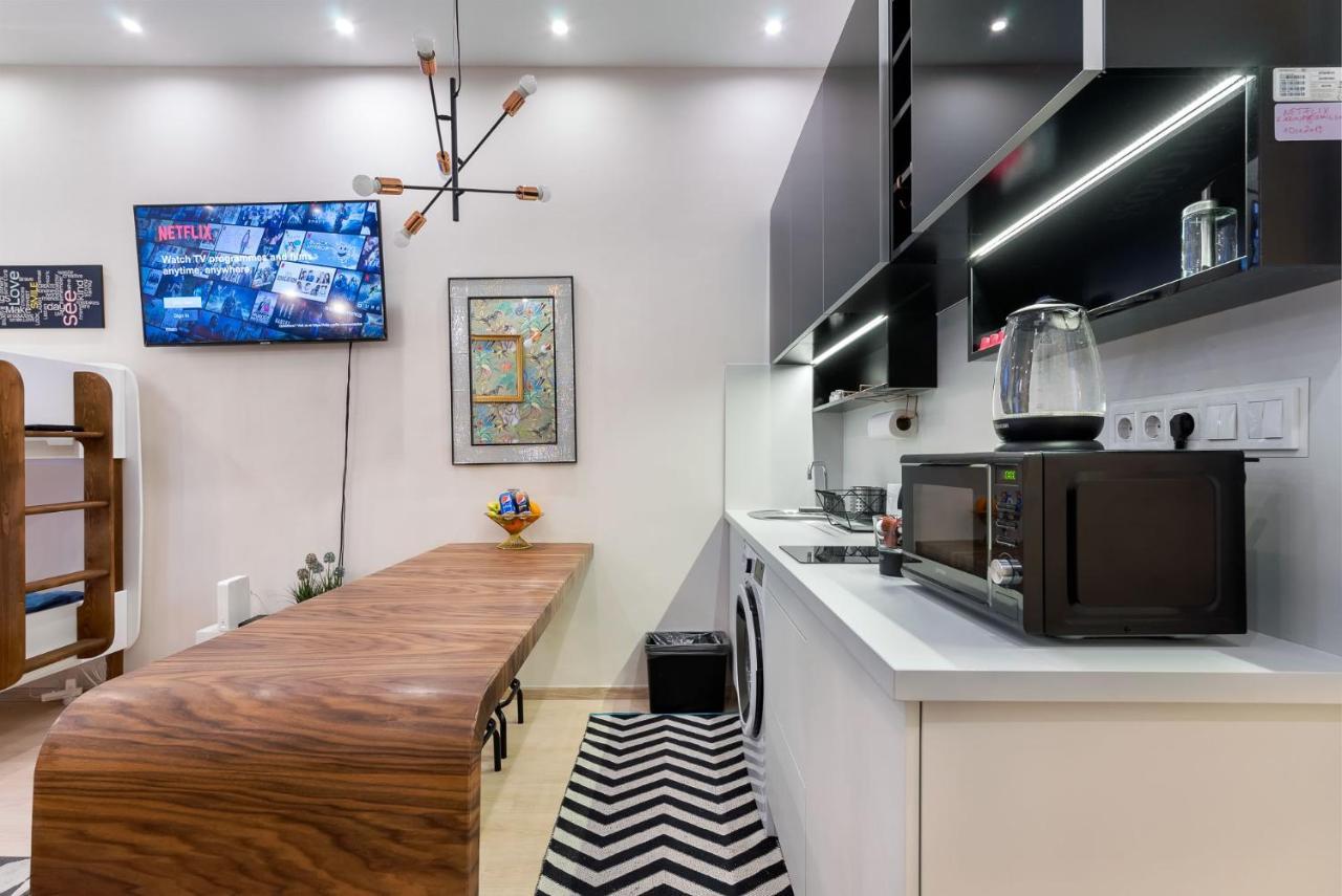 Economy Downtown Design Apartments - Free Parking - Balcony - Super Puplic Transport - Ac Budapest Ngoại thất bức ảnh