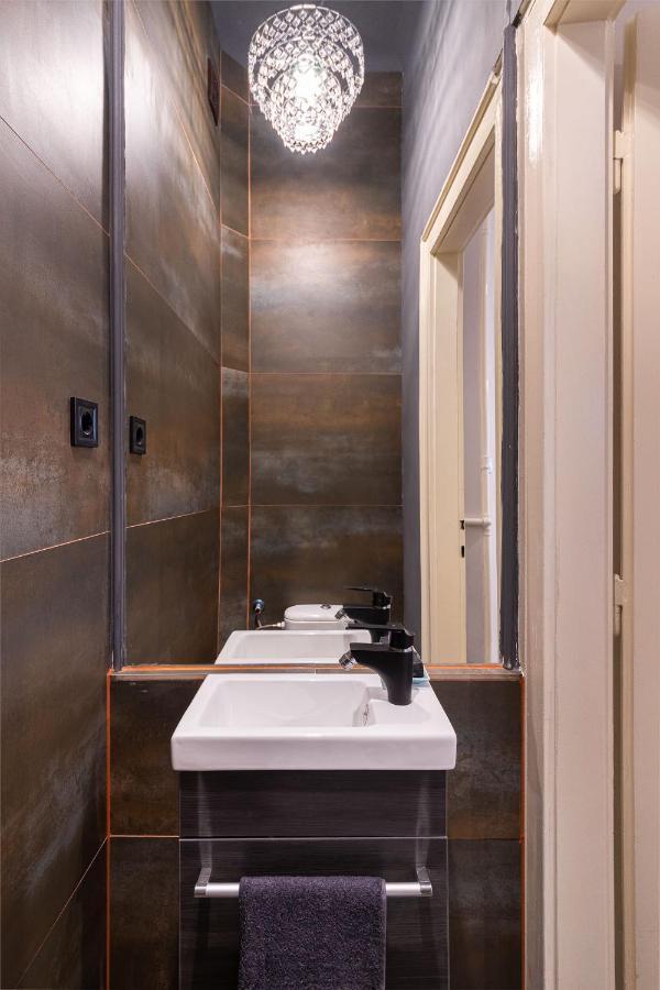 Economy Downtown Design Apartments - Free Parking - Balcony - Super Puplic Transport - Ac Budapest Ngoại thất bức ảnh