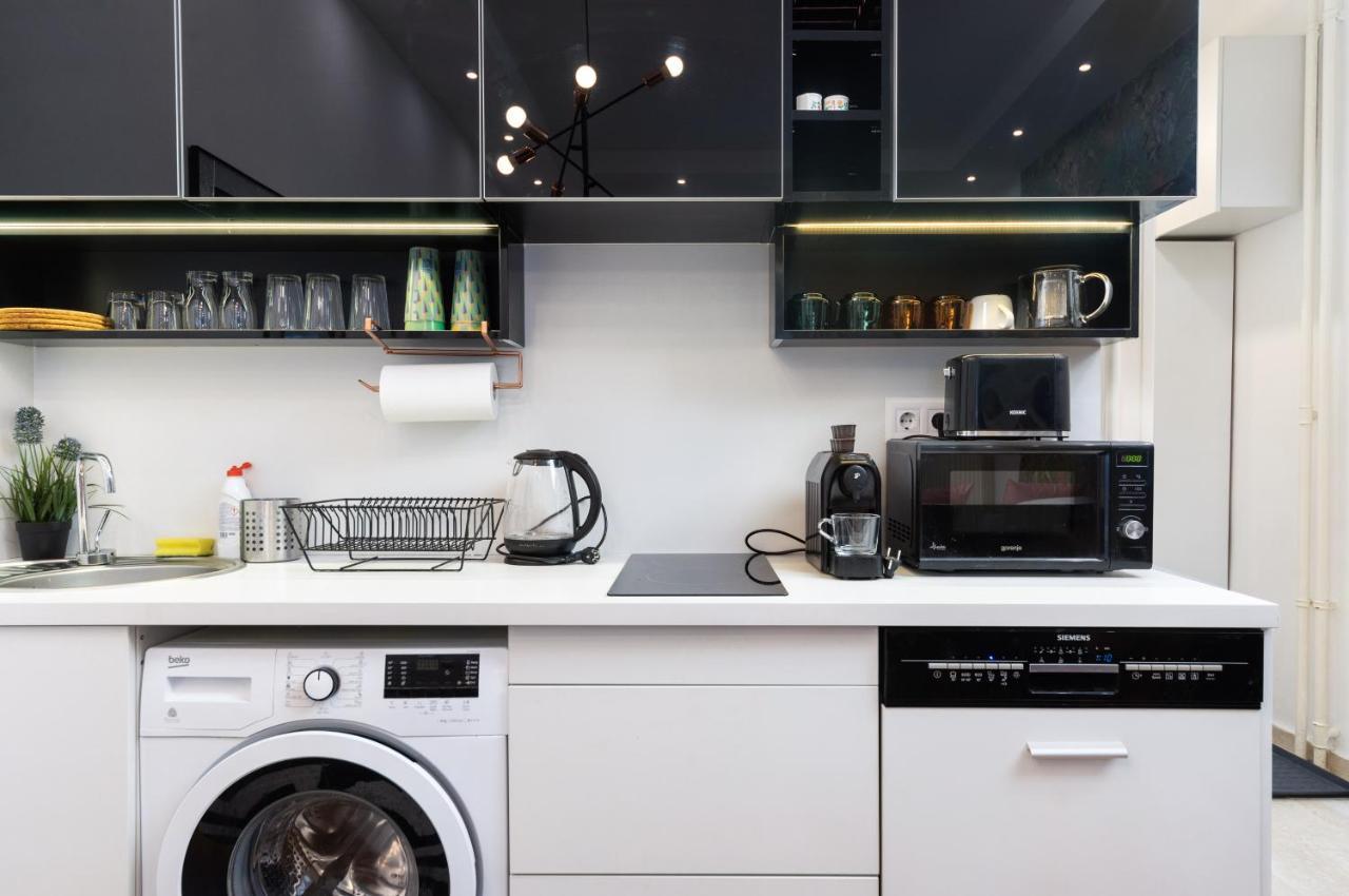 Economy Downtown Design Apartments - Free Parking - Balcony - Super Puplic Transport - Ac Budapest Ngoại thất bức ảnh