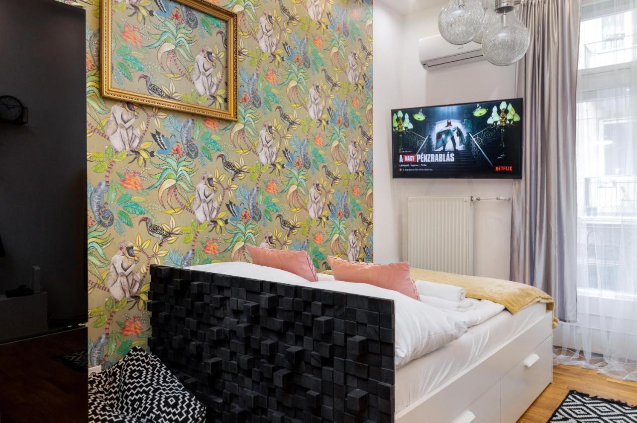 Economy Downtown Design Apartments - Free Parking - Balcony - Super Puplic Transport - Ac Budapest Ngoại thất bức ảnh